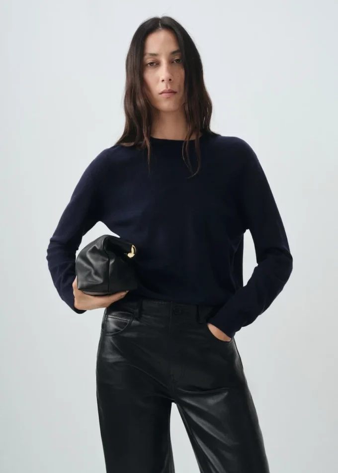 Svetr z jemné pleteniny, 100 % vlna Svetr z jemné pleteniny, 100 % vlna