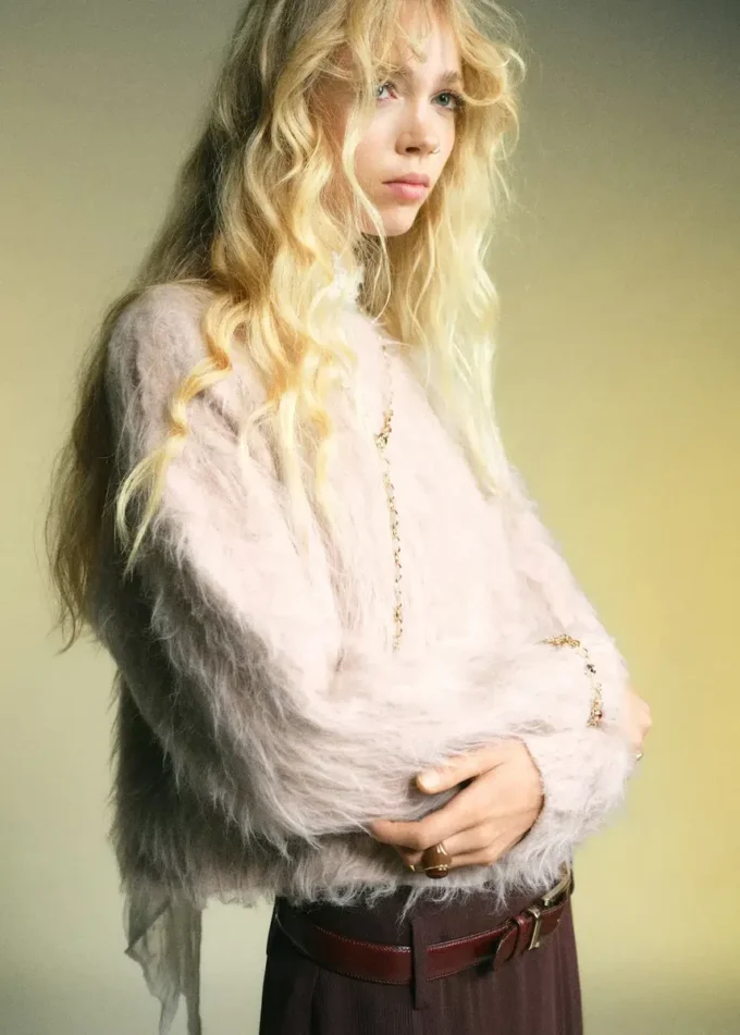 Svetr z umělé kožešiny