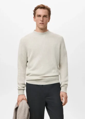 Svetr z vlněné směsi s žebrovaným výstřihem