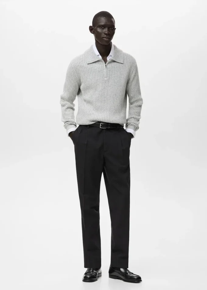 Svetr z vlněné směsi se zipem Svetr z vlněné směsi se zipem