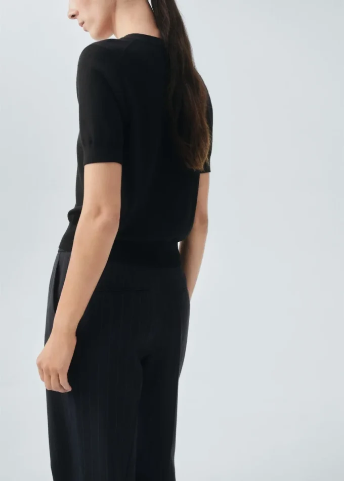 Svetr ze 100% merino vlny Svetr ze 100% merino vlny