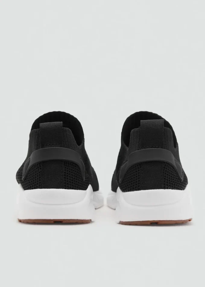 Tenisky s elastickým panelem Tenisky s elastickým panelem