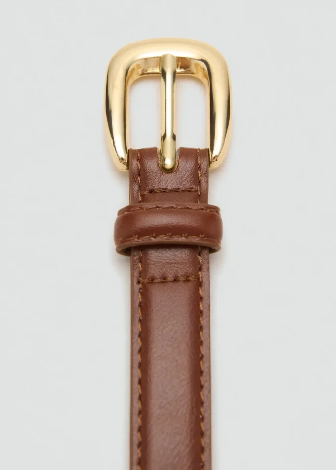 Tenký pásek s kovovou sponou Tenký pásek s kovovou sponou