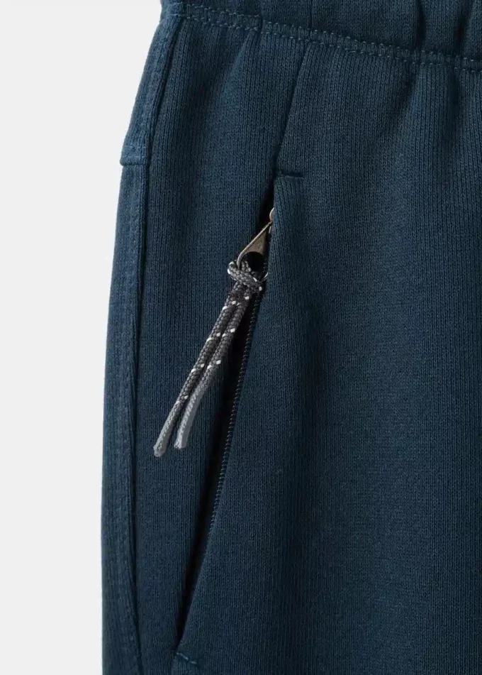 Tepláky se stahovací šňůrkou Tepláky se stahovací šňůrkou