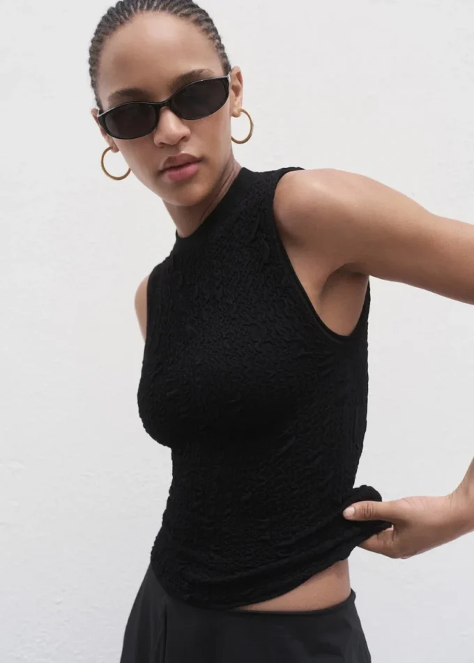 Texturovaný krepový top Texturovaný krepový top