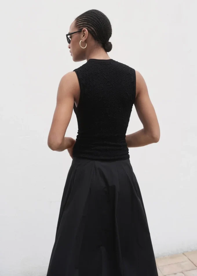 Texturovaný krepový top Texturovaný krepový top