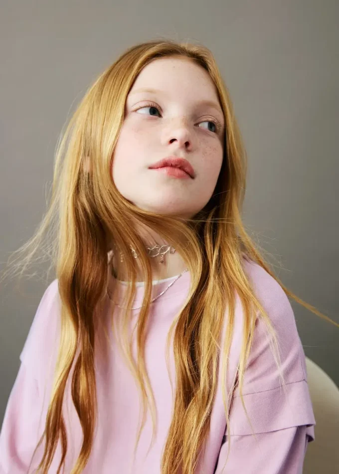 Tričko s detailem na rukávech Tričko s detailem na rukávech