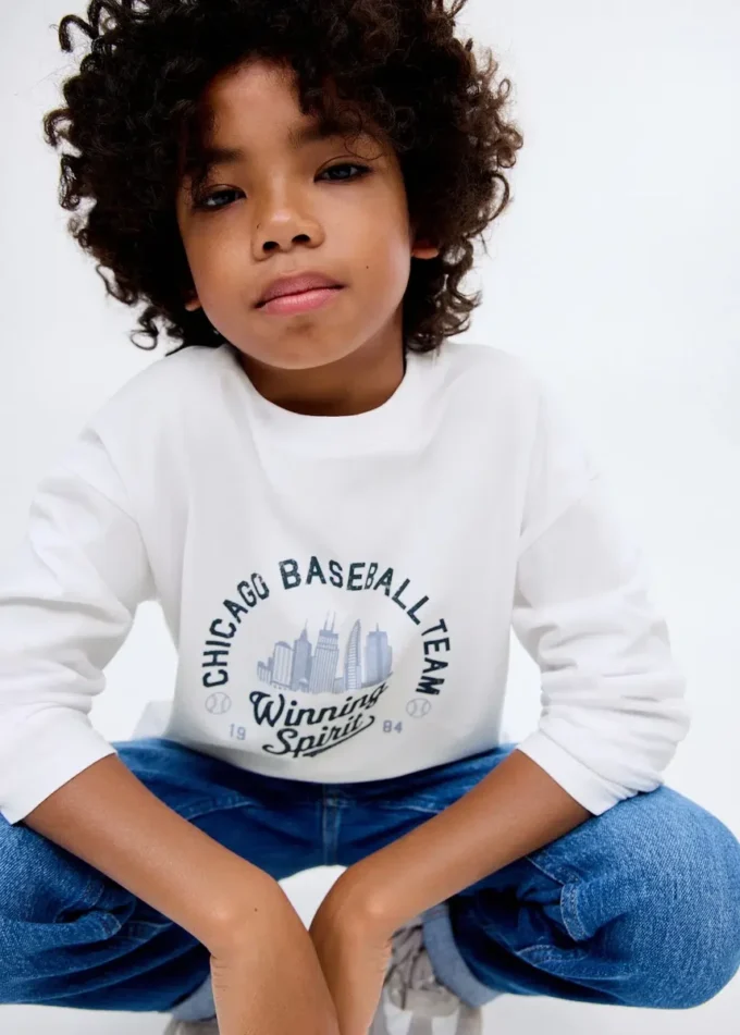 Tričko s dlouhým rukávem a potiskem Tričko s dlouhým rukávem a potiskem