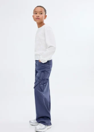 Tričko s dlouhým rukávem a volánky