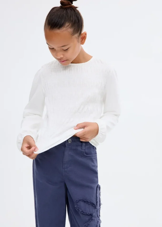 Tričko s dlouhým rukávem a volánky Tričko s dlouhým rukávem a volánky