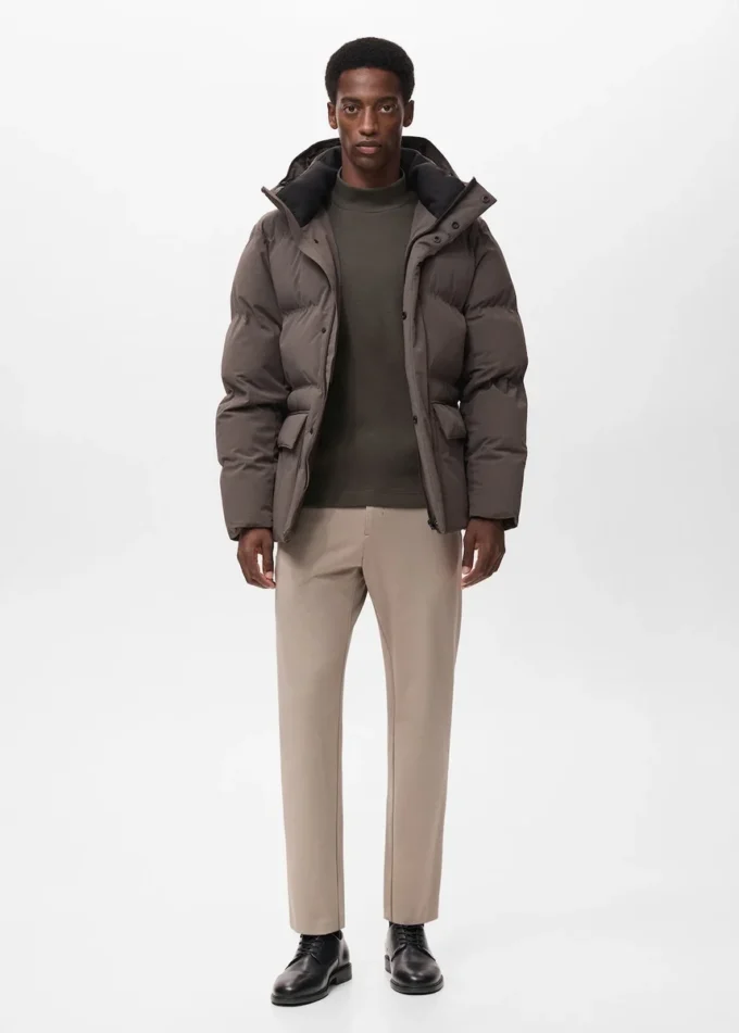 Tričko s dlouhými rukávy a kulatým výstřihem Tričko s dlouhými rukávy a kulatým výstřihem