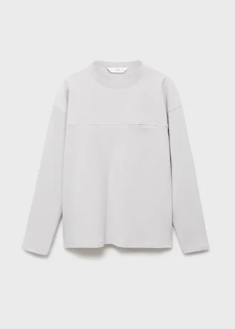 Tričko s kapsou a detaily švů