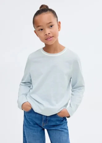 Tričko s kontrastním výstřihem