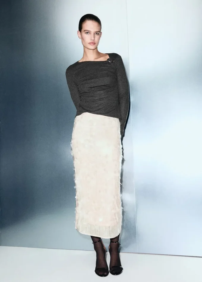 Tričko s kovovými detaily Tričko s kovovými detaily