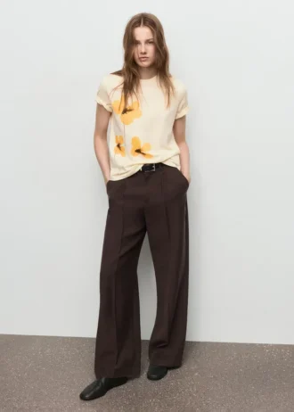 Tričko s květinovým potiskem