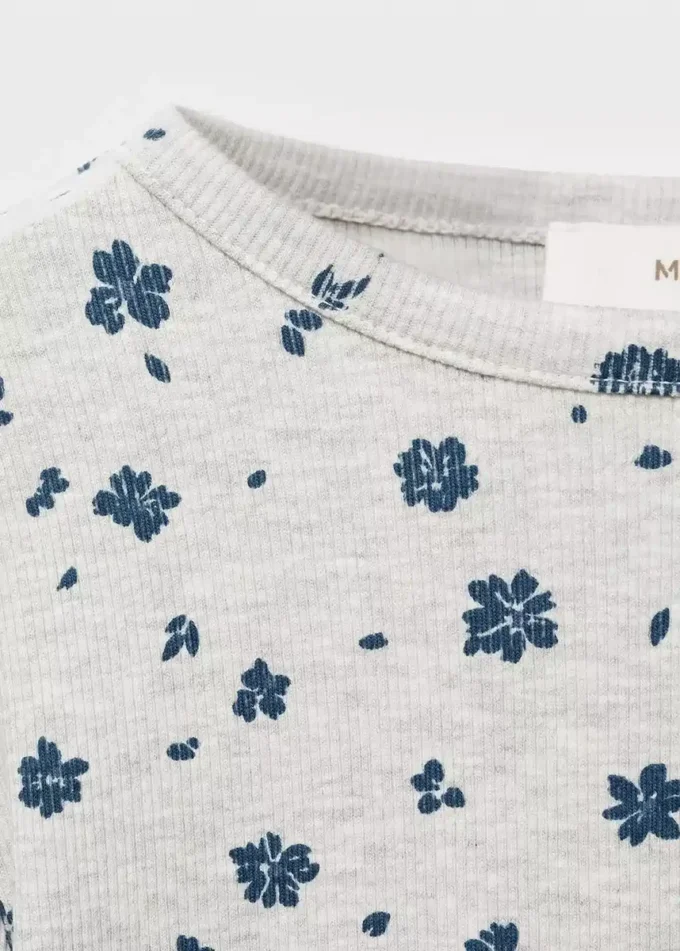 Tričko s květinovým potiskem Tričko s květinovým potiskem