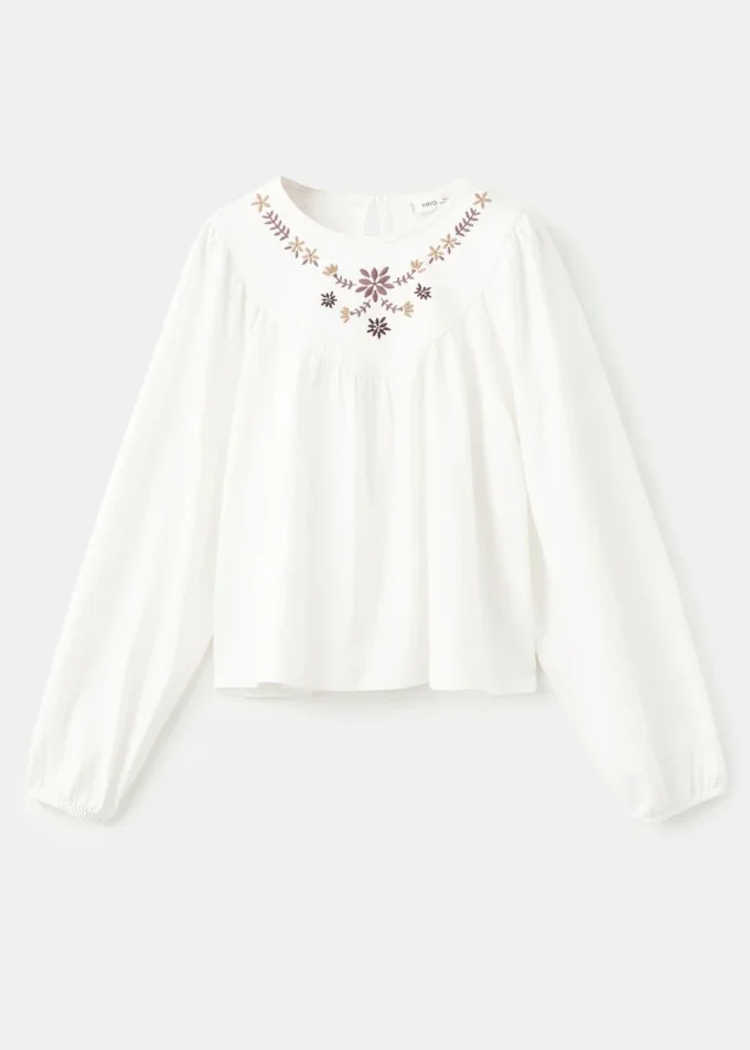 Tričko s květinovou výšivkou