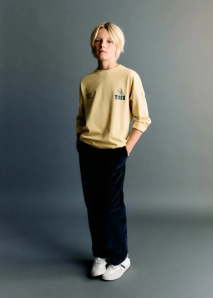 Tričko s potiskem ze směsi bavlny Tričko s potiskem ze směsi bavlny