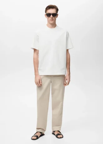 Tričko s pravidelným střihem a strukturovanou látkou