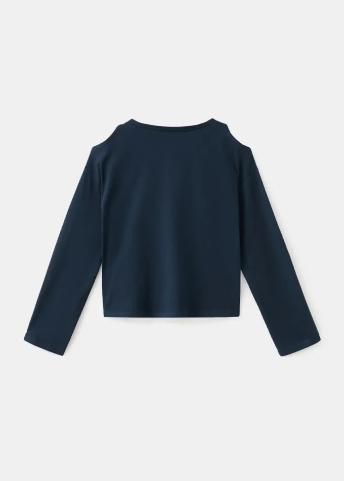 Tričko s výřezem Tričko s výřezem