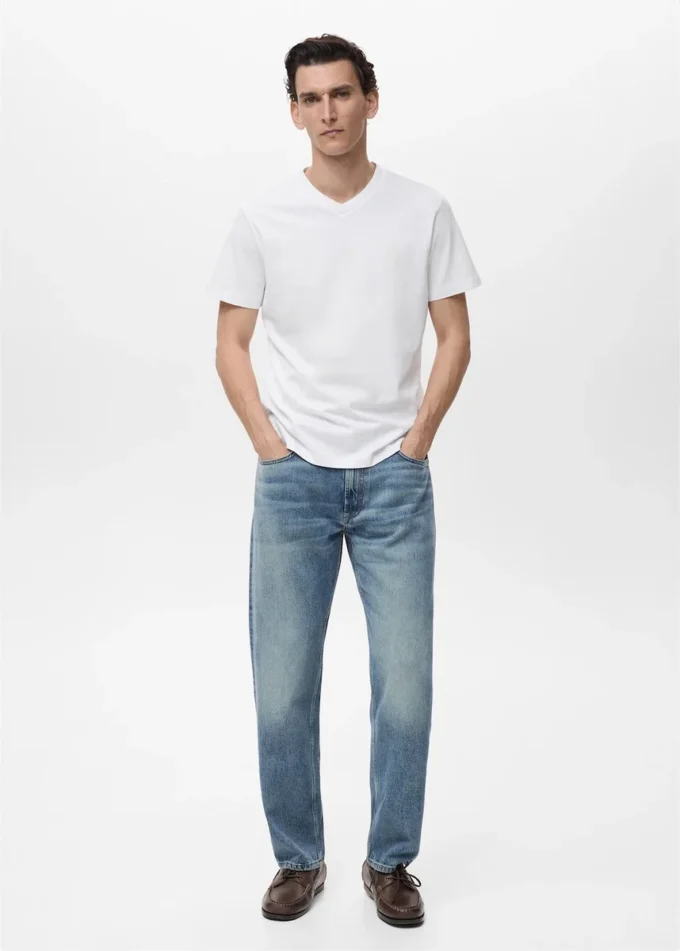 Tričko s výstřihem do V Tričko s výstřihem do V