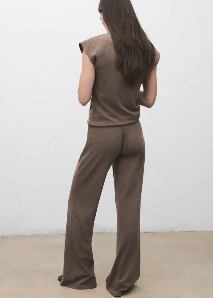 Tričko s vysokým límcem Tričko s vysokým límcem