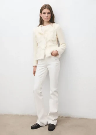 Tvídové sako s roztřepenými konci