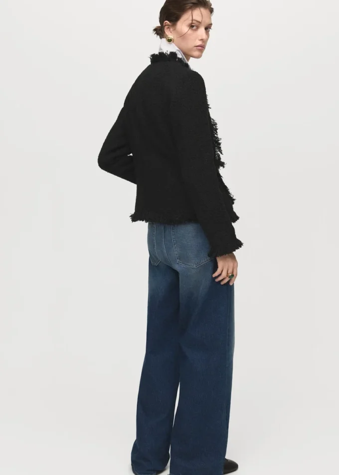 Tvídové sako s roztřepenými konci Tvídové sako s roztřepenými konci