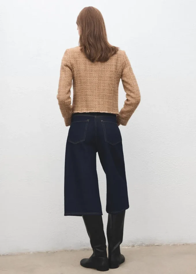 Tvídové sako s roztřepenými konci Tvídové sako s roztřepenými konci