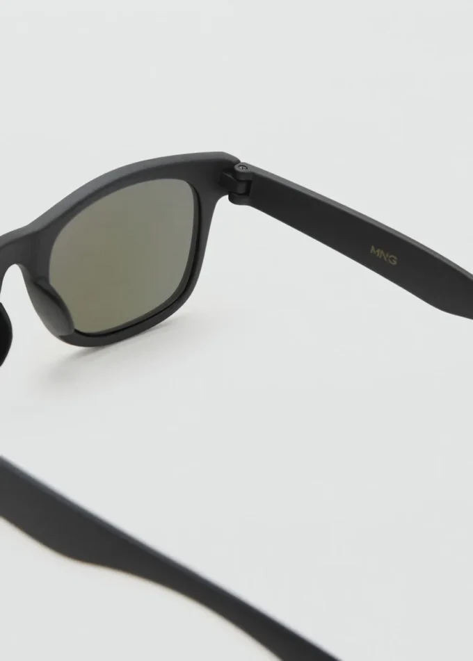 Čtvercové sluneční brýle Čtvercové sluneční brýle