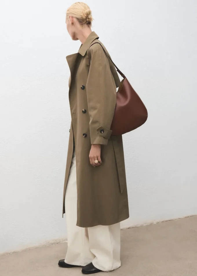 Velká oválná taška přes rameno