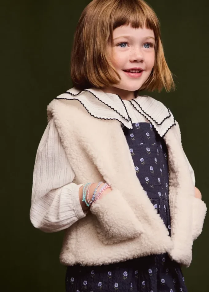 Vesta s efektem ovčí kůže Vesta s efektem ovčí kůže