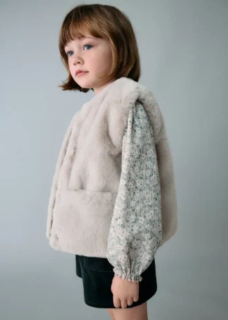 Vesta s kožešinovým efektem