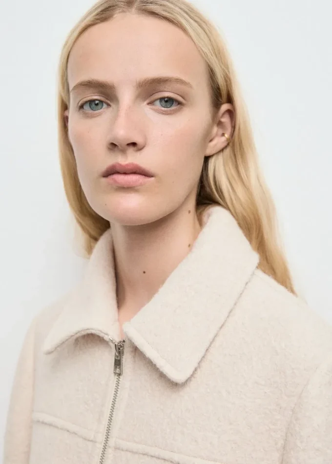 Vlněná bunda s kapsami Vlněná bunda s kapsami