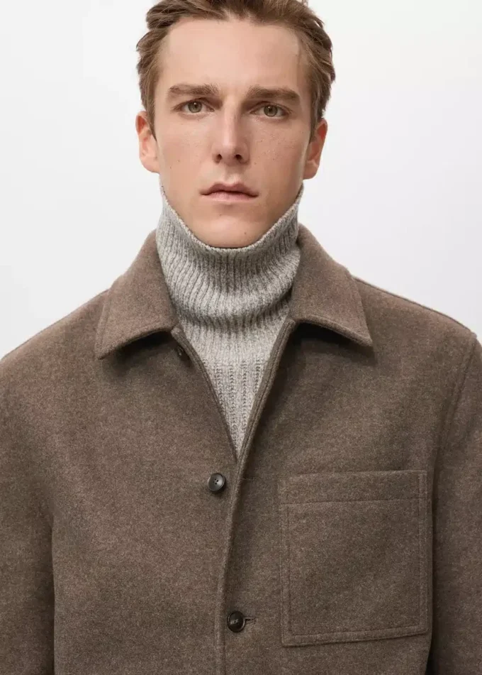 Vlněný kabát s kapsami Vlněný kabát s kapsami