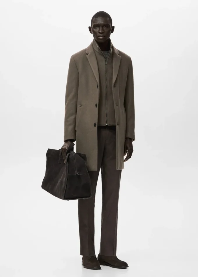 Vlněný kabát s odnímatelným vnitřním límcem Vlněný kabát s odnímatelným vnitřním límcem