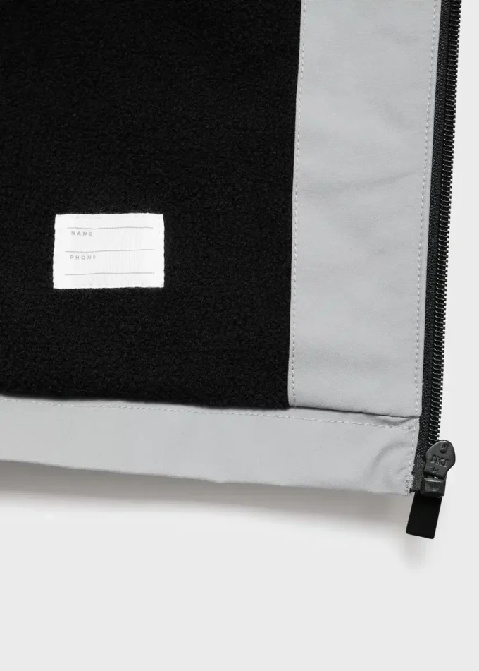 Voděodolný kabát s kapucí Voděodolný kabát s kapucí