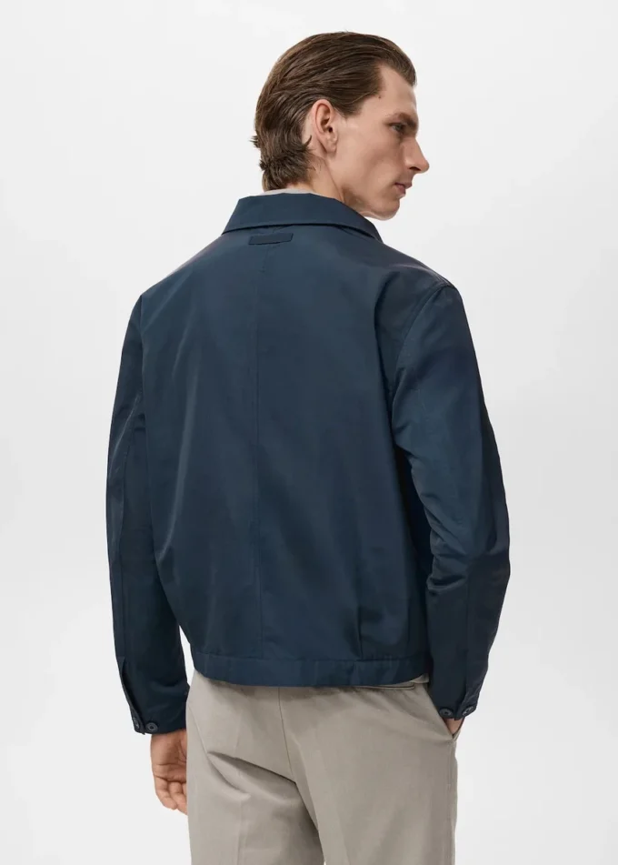 Vodoodpudivá bunda s kapsami Vodoodpudivá bunda s kapsami