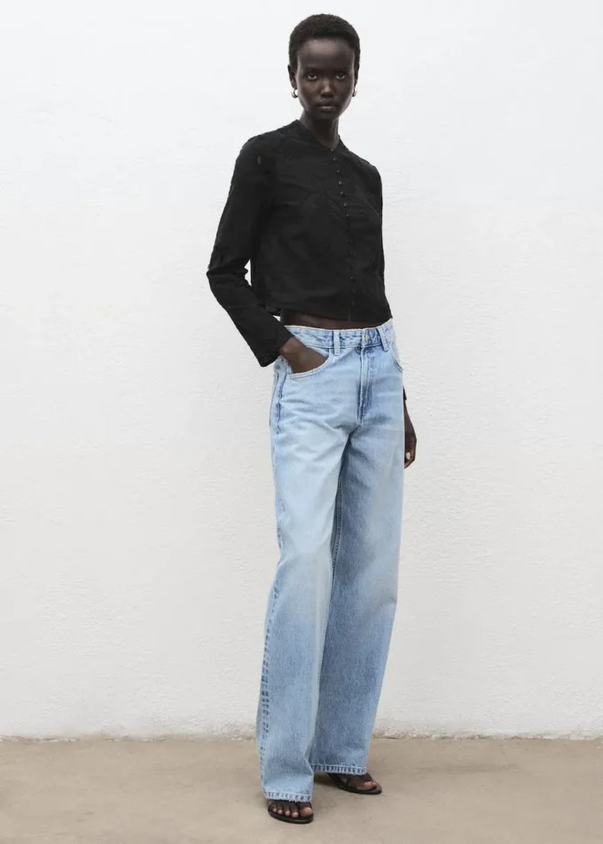 Vyšívaná blůza s knoflíky Vyšívaná blůza s knoflíky