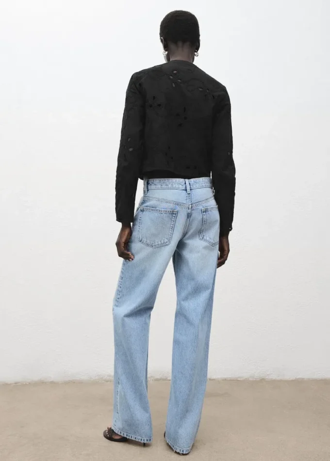 Vyšívaná blůza s knoflíky Vyšívaná blůza s knoflíky