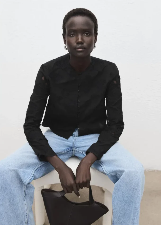 Vyšívaná blůza s knoflíky Vyšívaná blůza s knoflíky