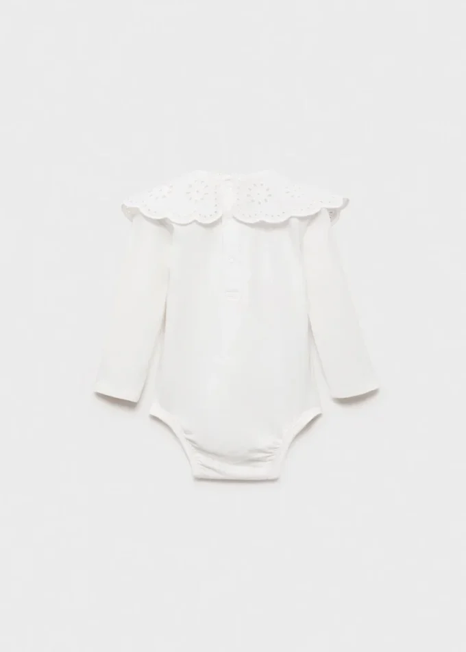 Vyšívané body s babydoll límečkem