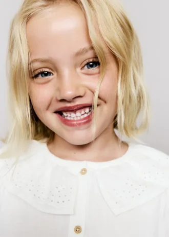 Vyšívaná halenka Bambula