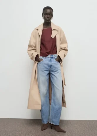 Vyšívaná halenka s nafouknutými rukávy