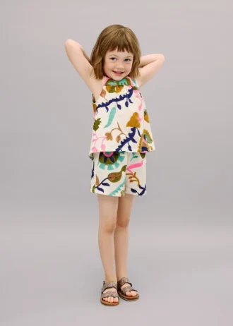 Vyšívané lněné šortky