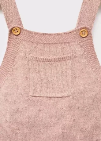 Vyšívané pletené montérky