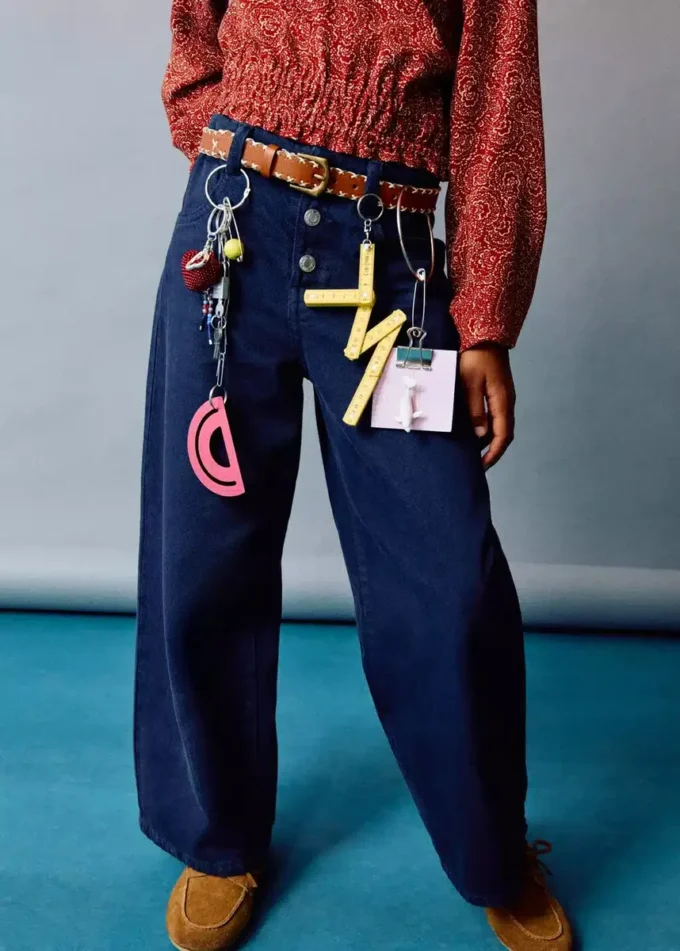 Vyšívaný pásek Vyšívaný pásek