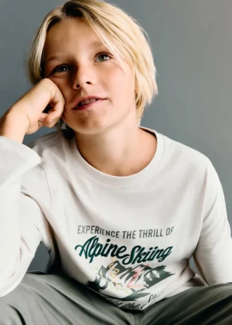 Vyšívané tričko s potiskem Vyšívané tričko s potiskem