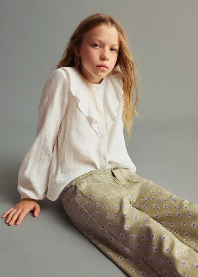 Zmačkaná halenka s volánky Zmačkaná halenka s volánky