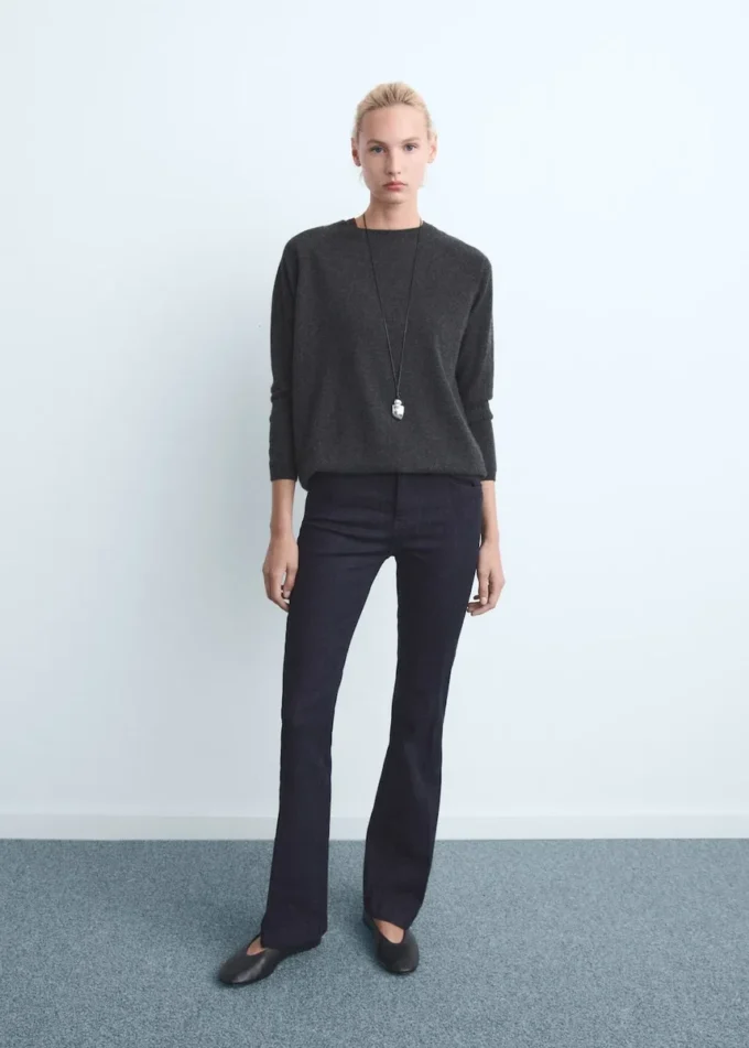 Zvonové džíny se středně vysokým pasem, prané Zvonové džíny se středně vysokým pasem, prané